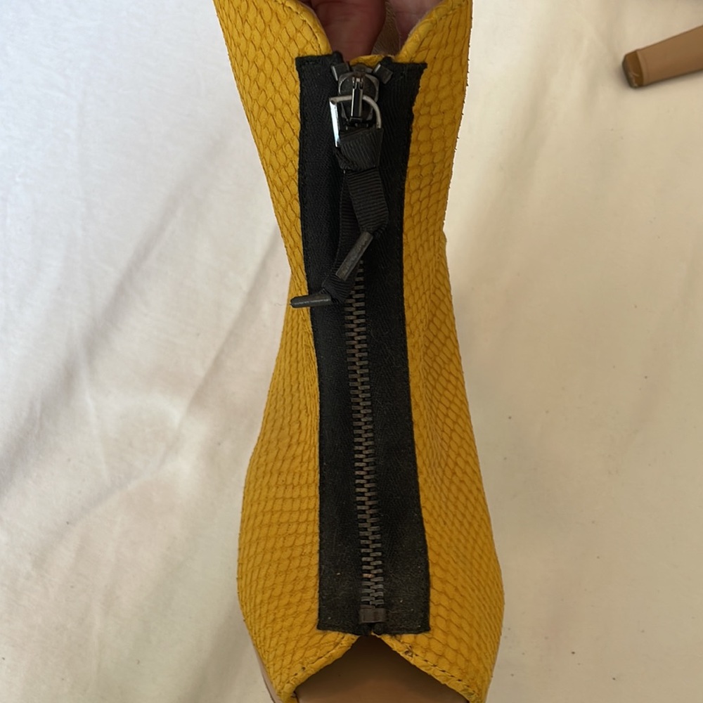 Booties - Picture 4 of 7